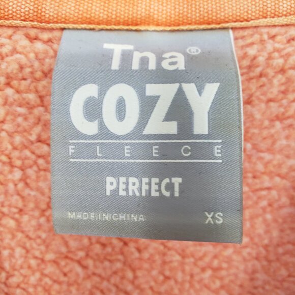 Aritzia Tna Cozy Fleece Perfect Cropped Quarter Zip Sweatshirt XS  Faded Orange - Picture 3 of 8
